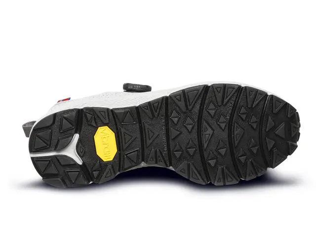 Alfa Piggen A/P/S GTX M Light Grey 41 Svært lett og slitesterk tursko 