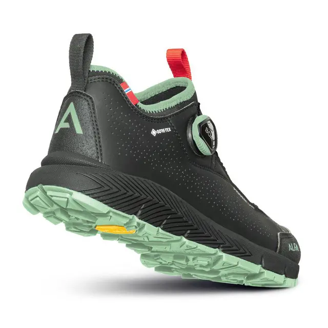 Alfa Piggen A/P/S GTX W Black 36 Svært lett og slitesterk tursko 