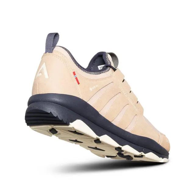 Alfa Stokka Advance GTX W Sand 36 Fritidssko til lette turer og hverdags 