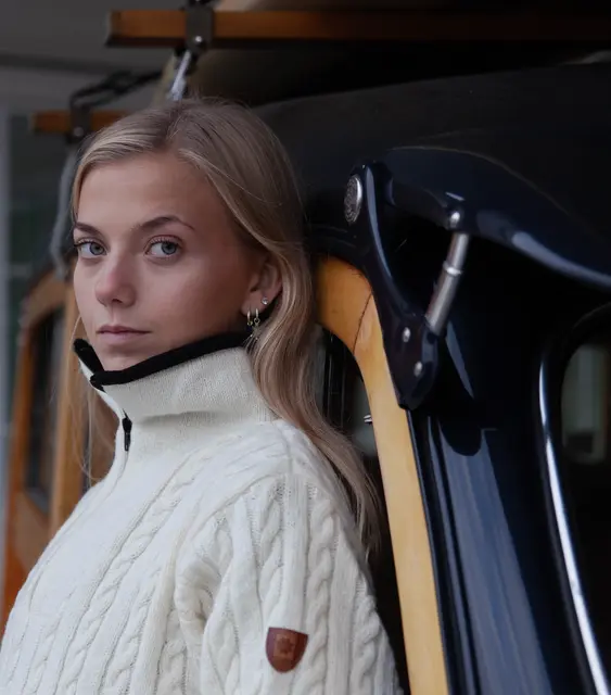 Bråtens Flette Genser Offwhite S Genser med klassisk flettemønster 