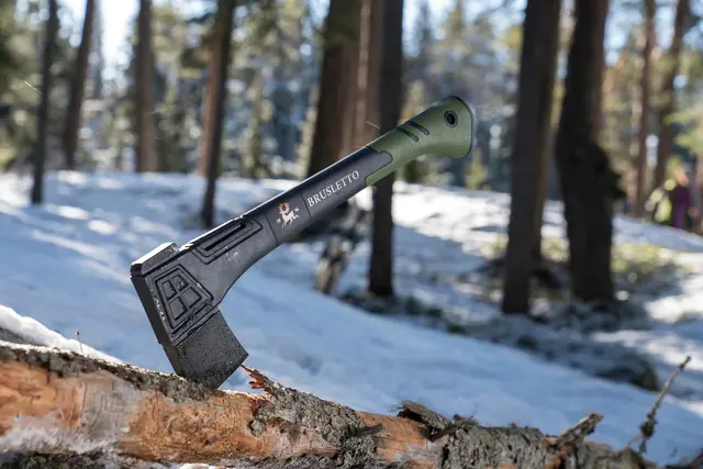 Brusletto Øks Universal Kikut Praktisk øks av høy kvalitet 46cm 