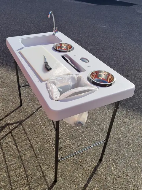 Fiske/sløye bord m/vask, stor modell Sløyebord, utekjøkken 