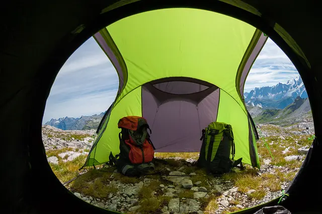 Coleman Laramie 3 Med mørk sovedel 