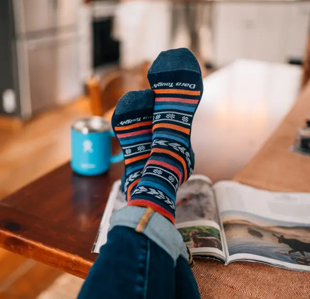 Darn Tough Bronwyn W Crew Denim S Lightweight Cushion, Damesokker 