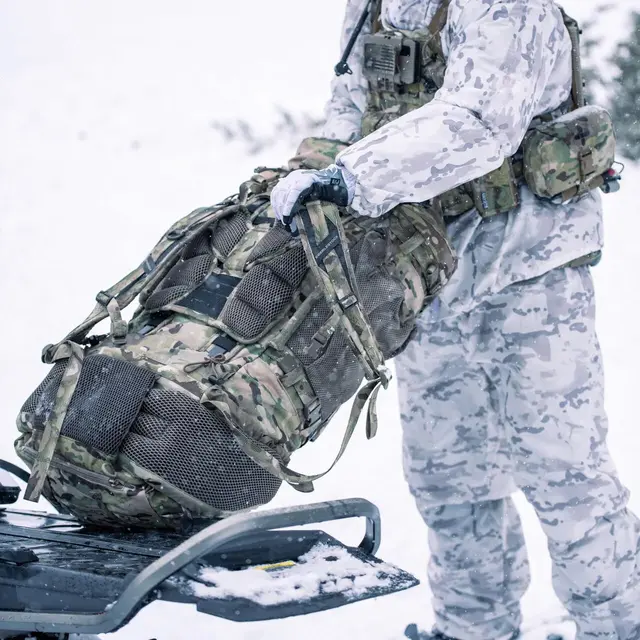 Eberlestock V90 Battleship 100L Coyote Oppgradert ryggsekk med smarte løsninger 