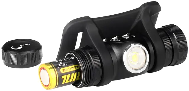 Fenix HM23  hodelykt Kompakt lykt med 240 lumen 