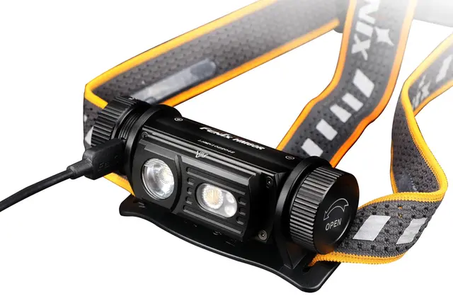 Fenix HM60R  hodelykt Kraftig lykt med 1200 lumen 