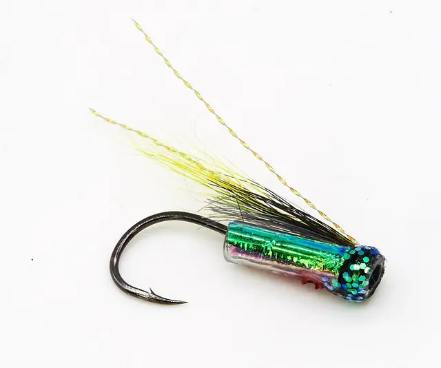 Fishmadman V-Fly Hitchman Green #10-14 Kjøp 12 fluer få gratis flueboks 