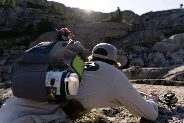 Fishpond Flathead Sling Pack Gravel Oppdatert teknisk slingbag ryggsekk 