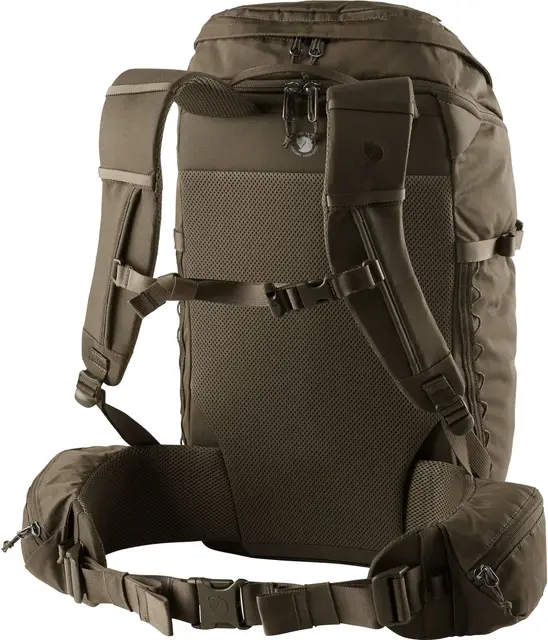 Fjällräven Singi 28 Dark Olive Allsidig og slitesterk ryggsekk 