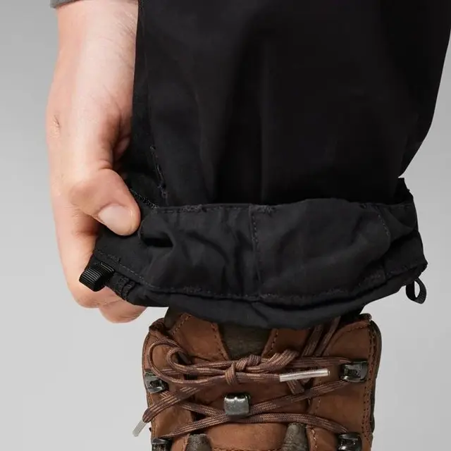 Fjällräven Keb Trousers W Indigo 34/S Prisbelønt teknisk turbukse til dame 