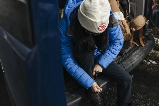 Fjällräven 1960 Logo Hat Caper Green Behagelig strikkelue i lammeull 