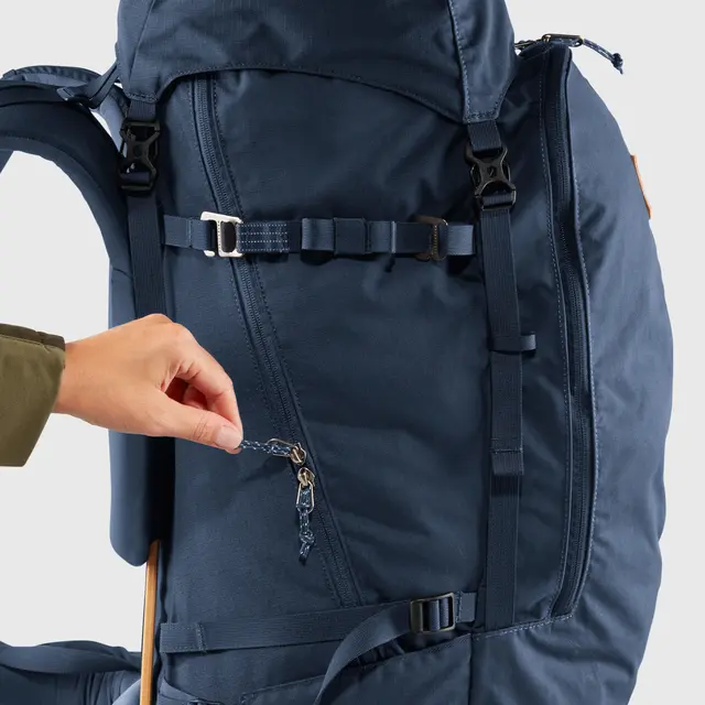 Fjällräven Keb 72 W Lava Robust helårssekk med treramme 