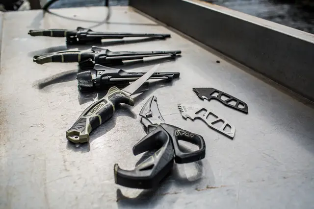 Gerber Gutsy Gut Scoop Scaler Silver Skjellskarape med bukåpner og opptrekker 