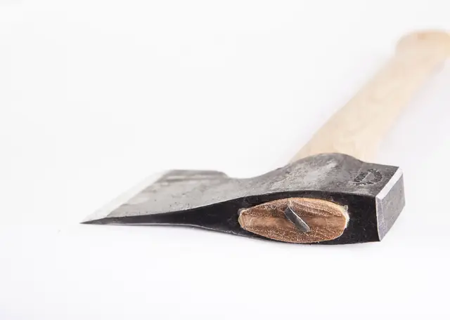 Gränsfors Snekkerøks Tradisjonell øks med høy stabilitet 