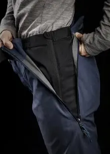 Heat Experience Heated Knee Pants S Slitesterk sort varmebukse med glidelås 