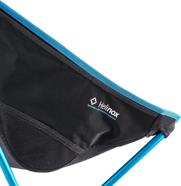 Helinox Beach Chair Black/Cyan Blue Superlett og kompakt stol for stranden 