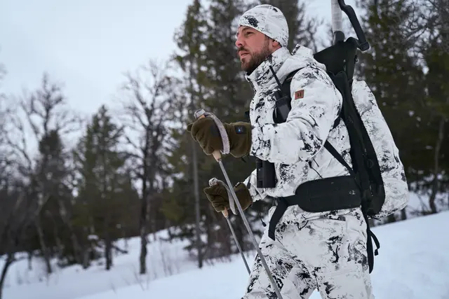 Härkila clim8 HWS gloves Brun M Regulerer automatisk varmen i hanskene 