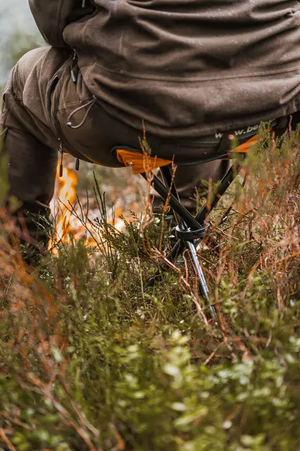 Neverlost Tripod Stol Sammenleggbar tripodstol med logo 