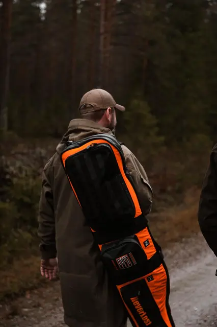 Neverlost Våpenfutteral AddOn Rifle- og haglefutteral med Molle system 