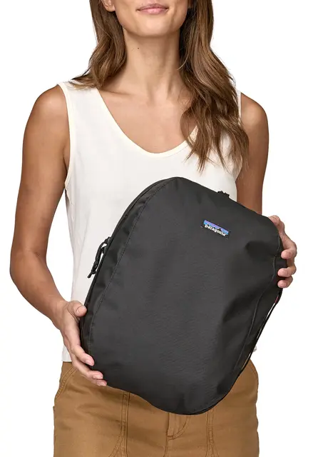Patagonia Black Hole Cube 14L Black Oppbevaringsmappe 