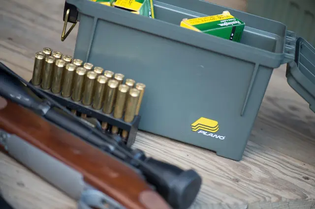 Plano Element-Proof Field/Ammo Box Small Låsbar ammunisjonsboks med håndtak 