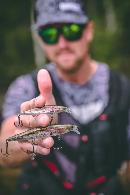 Rapala Shadow Rap HLW 7cm Imitasjon av døende byttefisk 
