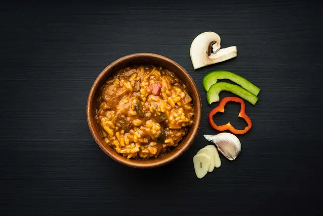 Real Turmat Biffgryte med ris Lun fyldig gryte med norsk storfekjøtt 