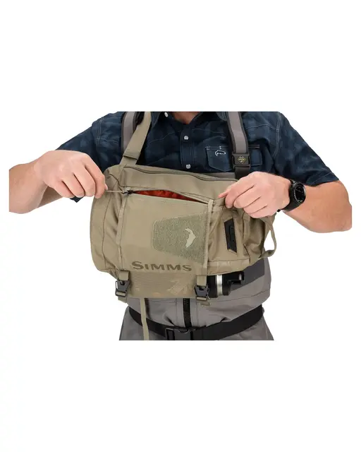 Simms Tributary Sling Pack Tan lett og god sekk perfekt til dagsturer 