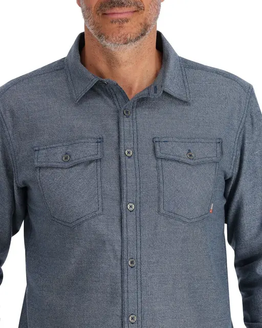 Simms Shoal Flannel Shirt Riffle G M Stilig og behagelig flannelskjorte 