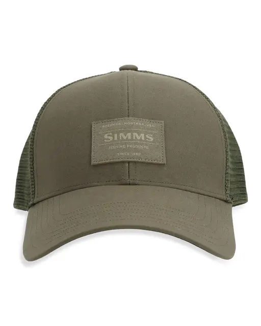 Simms Cardwell Trucker Dark Olive Caps med tøff lærdetalj 