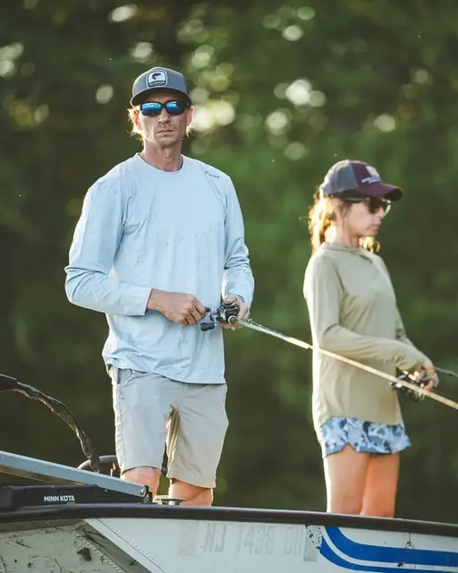 Simms Solarflex Crew Sterling/Cinder M Solbeskyttende genser for varme dager 