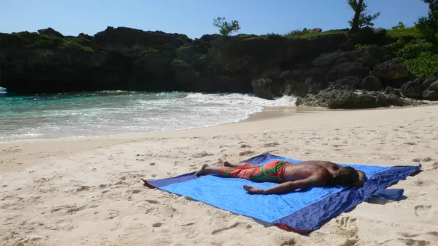 Ticket To The Moon Beach Blanket Strandpledd, 213x213cm, Emerald/Green 