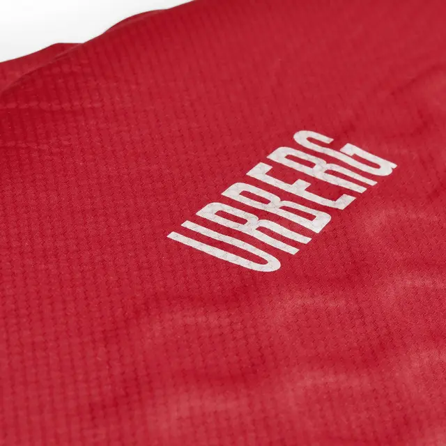 Urberg Sleeping Pad Trek Rio Red Selvoppblåsbart liggeunderlag 183cm 