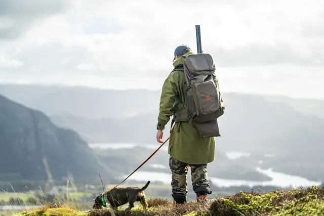 Vorn EV45 Ash Green 45L jaktsekk med Quick Rifle Release 