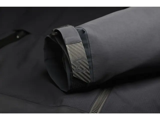 Westin W8 Jacket S Carbon Black 