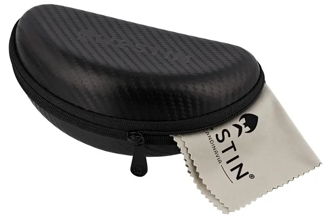 Westin W6 Sport 20 Matte Brown Stripe Solbriller designet for sportsfiskere 