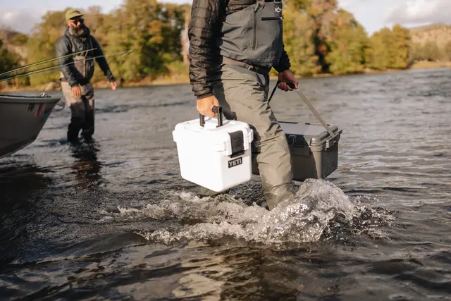Yeti LoadOut GoBox 60 Tan Vanntett og sikker oppbevaringsboks 