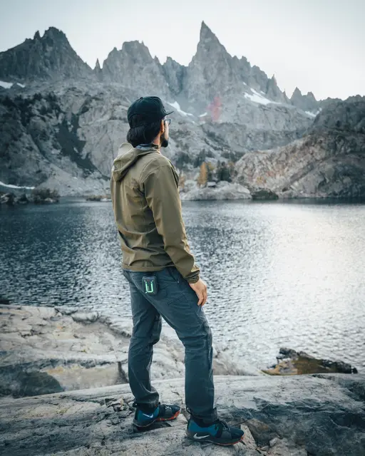 Zoleo Satellite Communicator Satellittkommunikasjonsenhet 