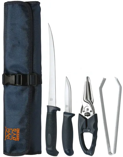 Øyo Namsen fiskesett 4 deler i mappe Filetkniv, tollekniv, saks og pinsett 